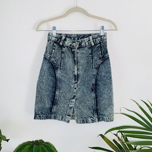 Vintage acid wash jean skirt